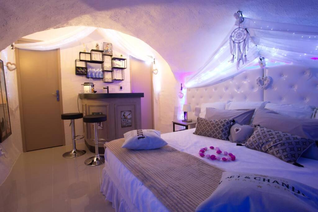 Les Secrets D'Alcove, Nuits Romantiques Avec Spa Aix-en-Provence Kültér fotó