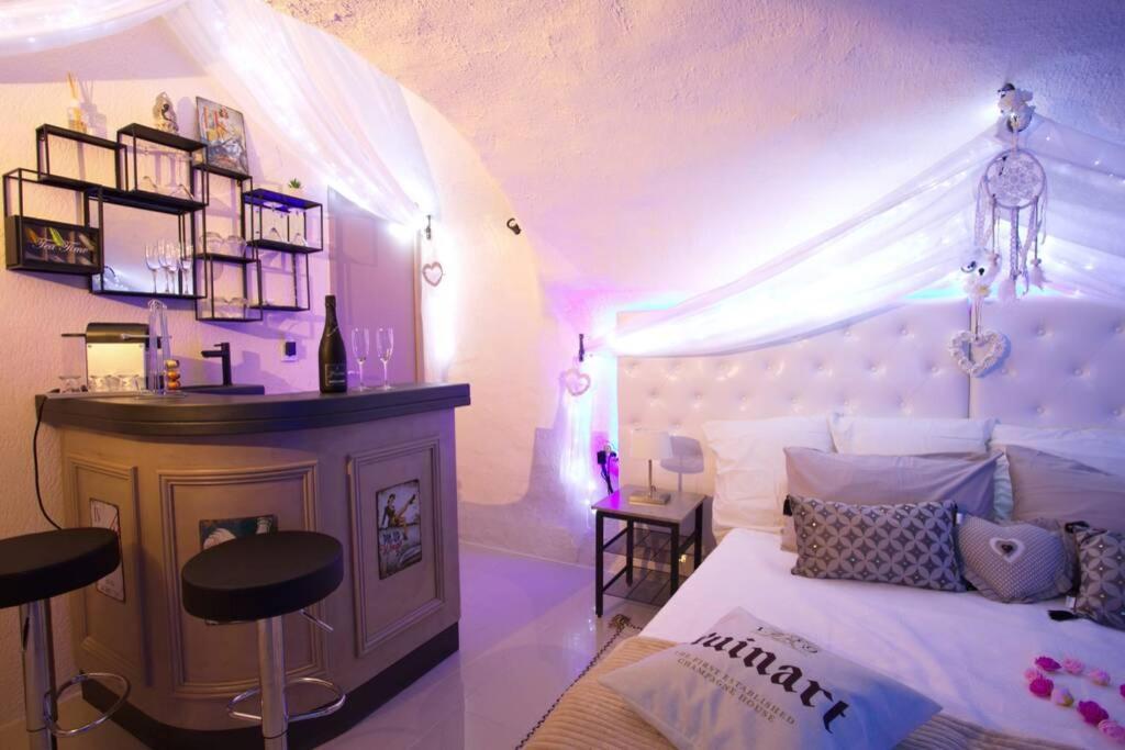 Les Secrets D'Alcove, Nuits Romantiques Avec Spa Aix-en-Provence Kültér fotó